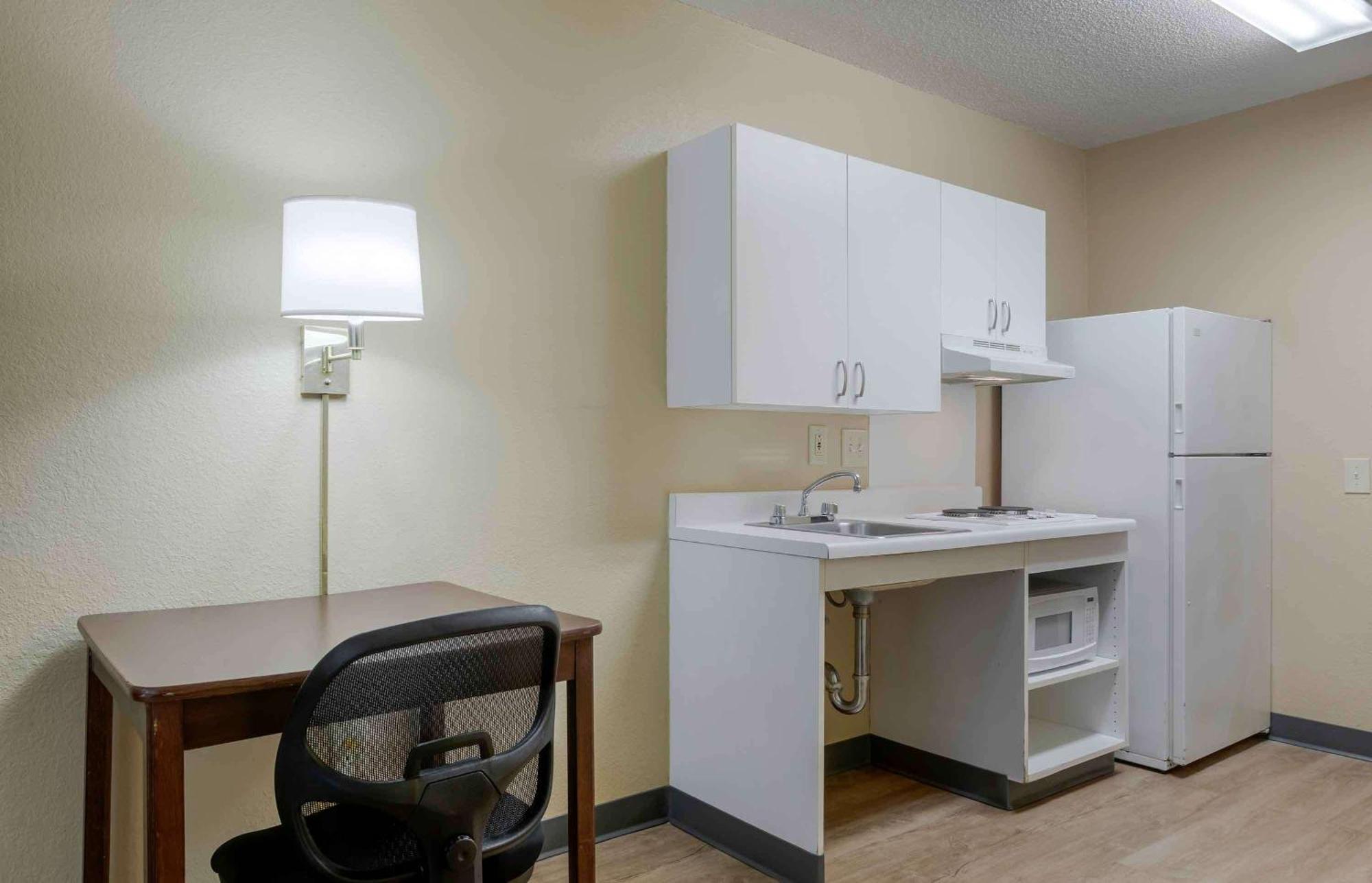 Extended Stay America Suites - Orlando - Orlando Theme Parks - Vineland Rd מראה חיצוני תמונה